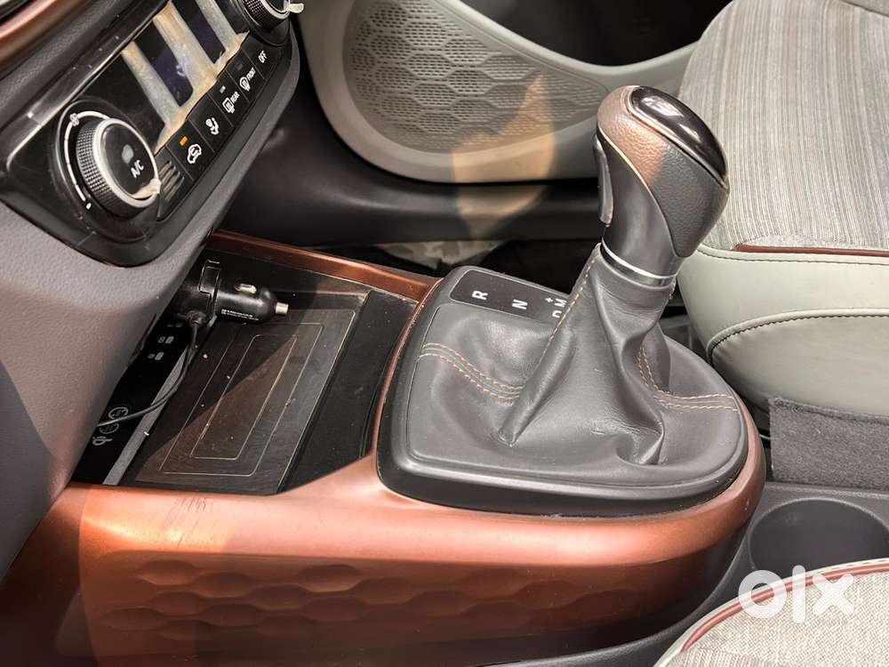 Hyundai Aura Sx Plus Automatic, 2020, Petrol