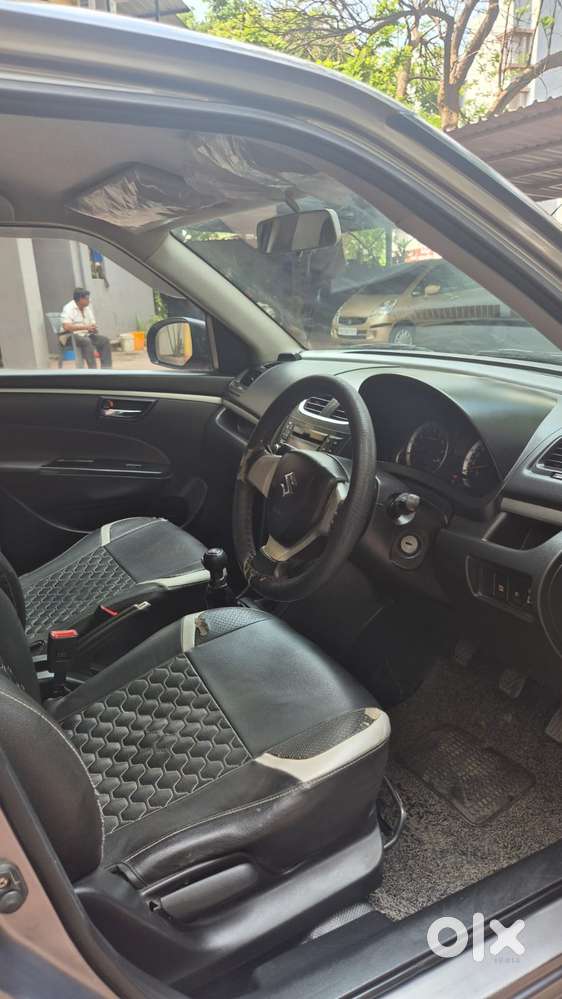 Maruti Suzuki Swift Vxi + Manual, 2017, Petrol