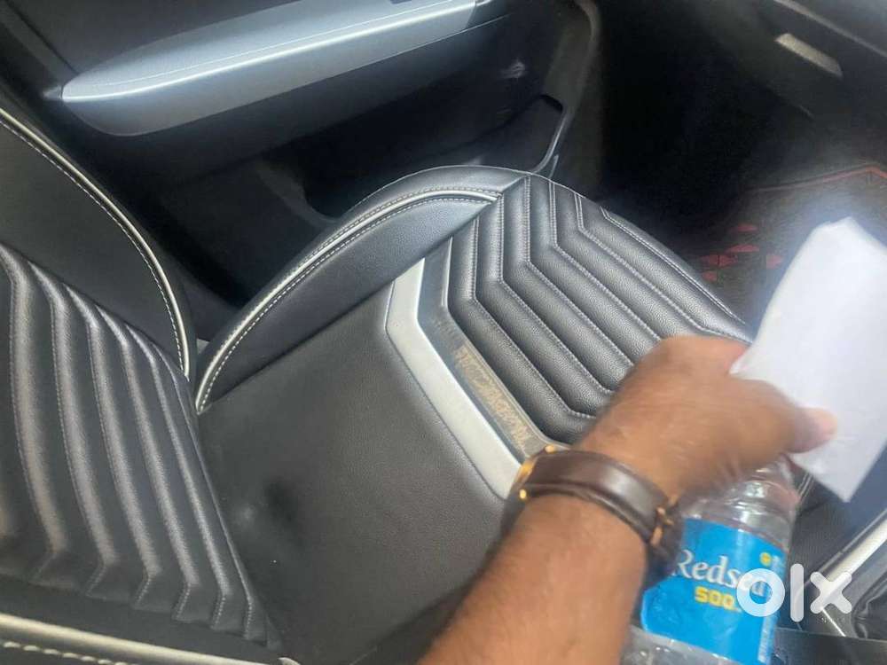 Maruti Suzuki Car Blue Colour, Doctor Driven Vehicle. Model 2022