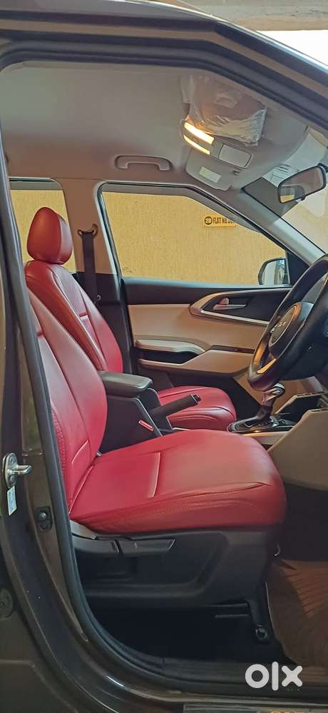 Kia Carens 1.4 Prestige Plus Turbo 7 Str, 2022, Petrol