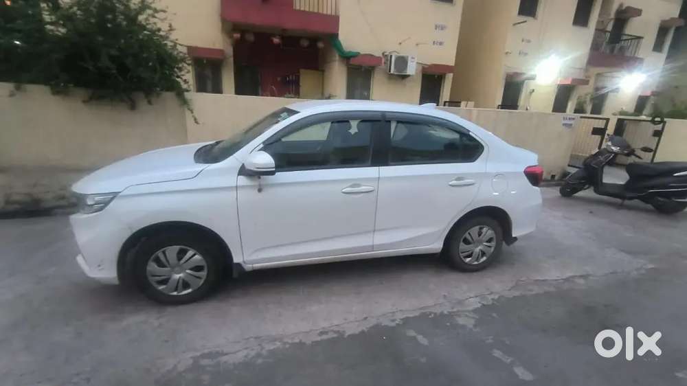 2022 Dec Registration,honda Amaze 1.2 Petrol