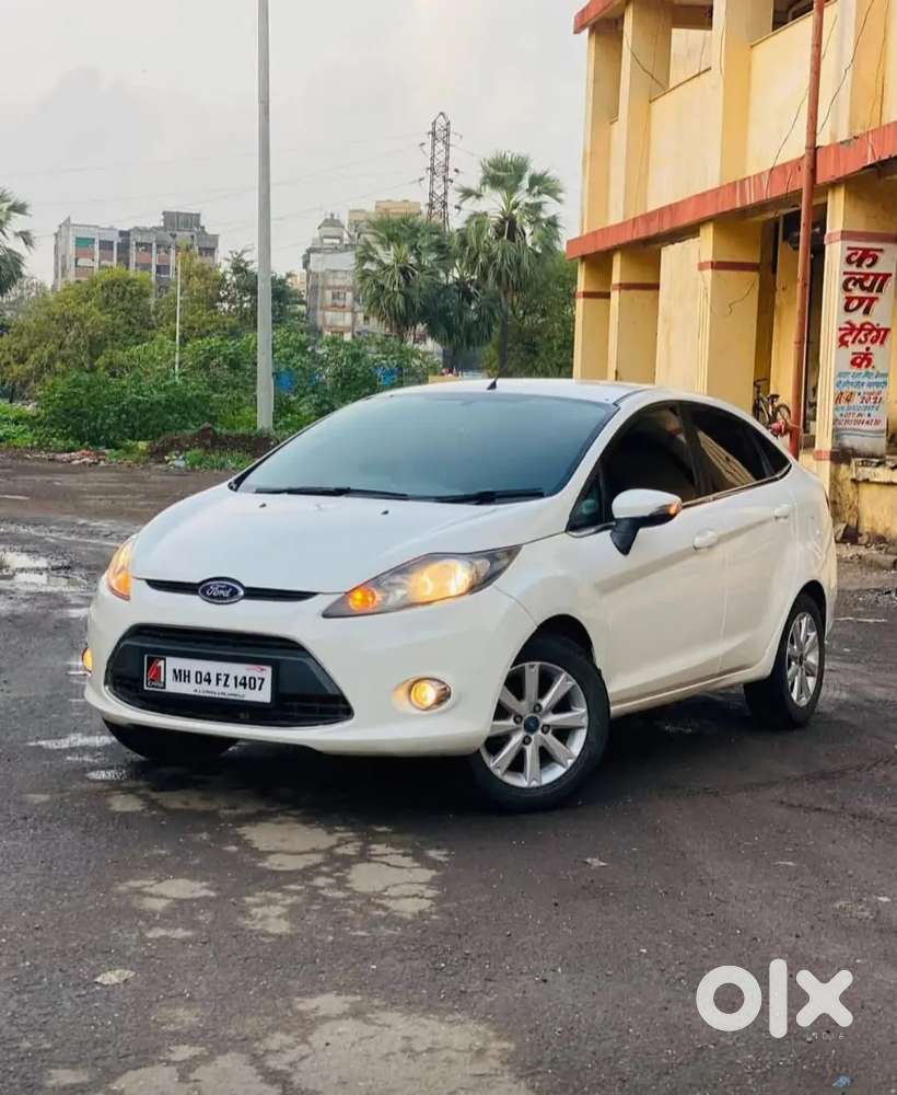 Ford Fiesta Titanium 2013