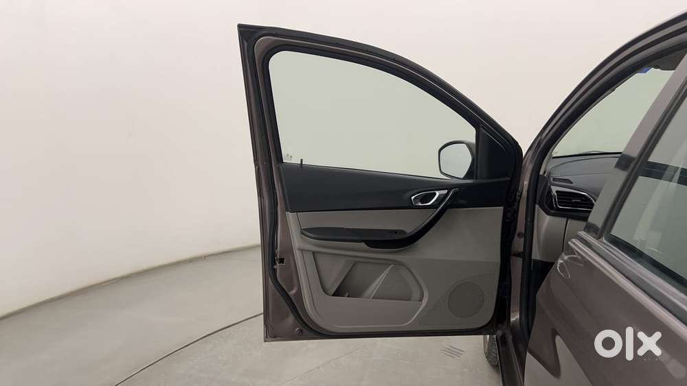 Tata Tiago Xz, 2018, Petrol