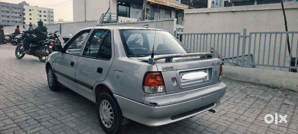 Maruti Suzuki Esteem Lxi 2005 Petrol Manual