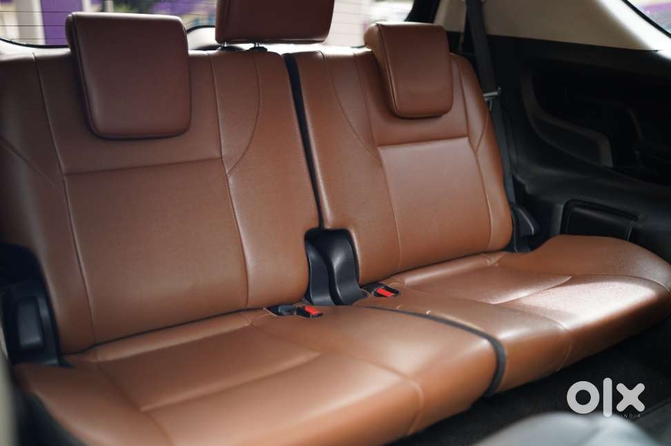 Toyota Innova Crysta 2.8z Automatic, 2016, Diesel