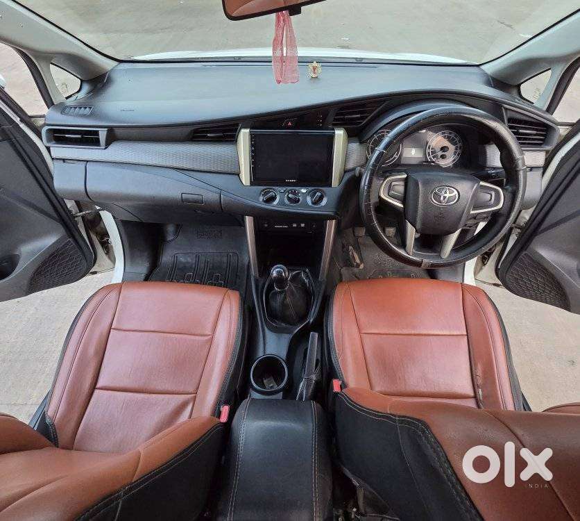 Toyota Innova Crysta G 8 Str, 2017, Diesel