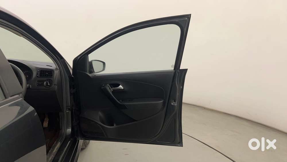 Volkswagen Polo 1.0 Tsi Comfortline At, 2021, Petrol