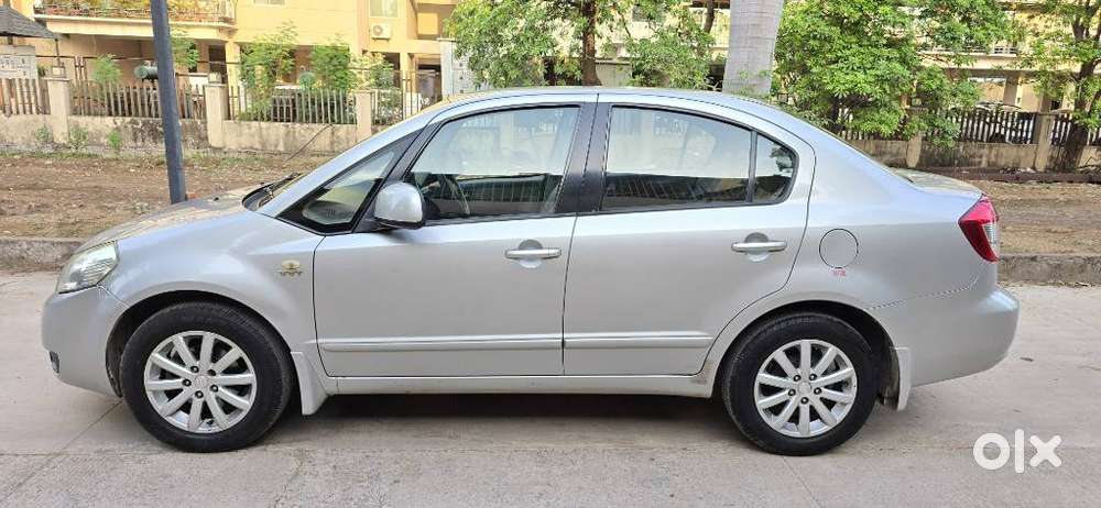 Maruti Suzuki Sx4 Zxi, 2011, Petrol