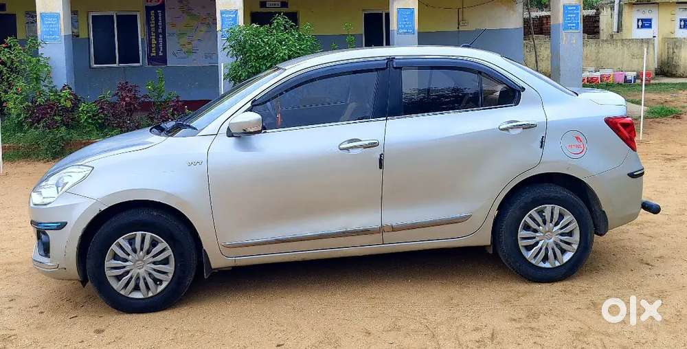 Maruti Suzuki Dzire 2019 Petrol 70000 Km Driven