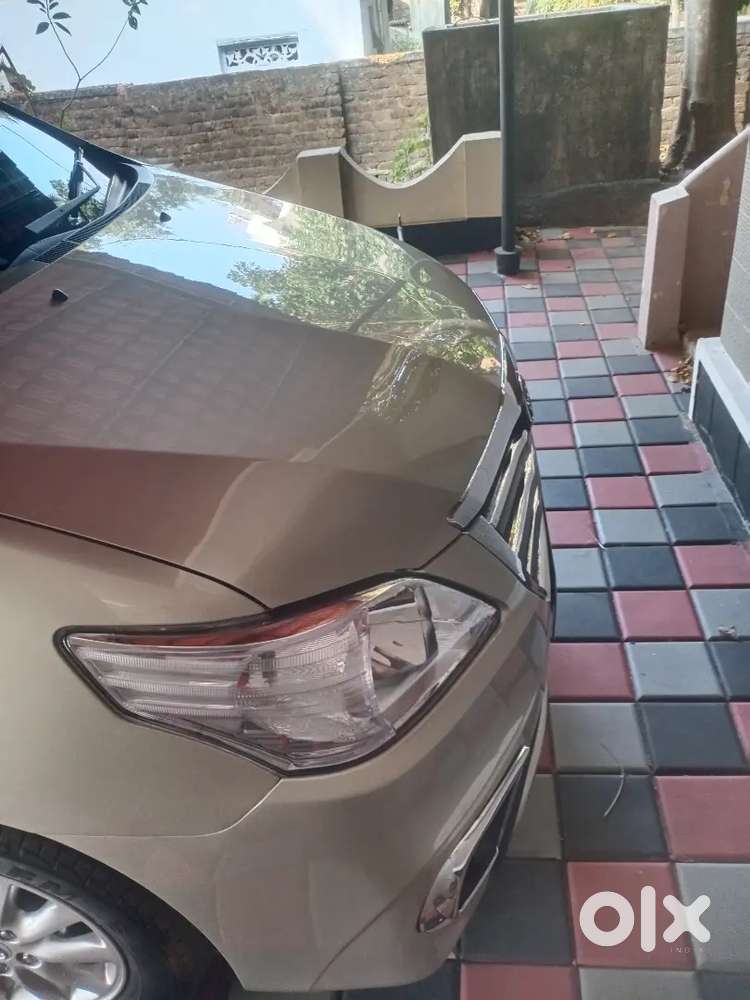 Toyota Innova 2015 Diesel Well Maintained