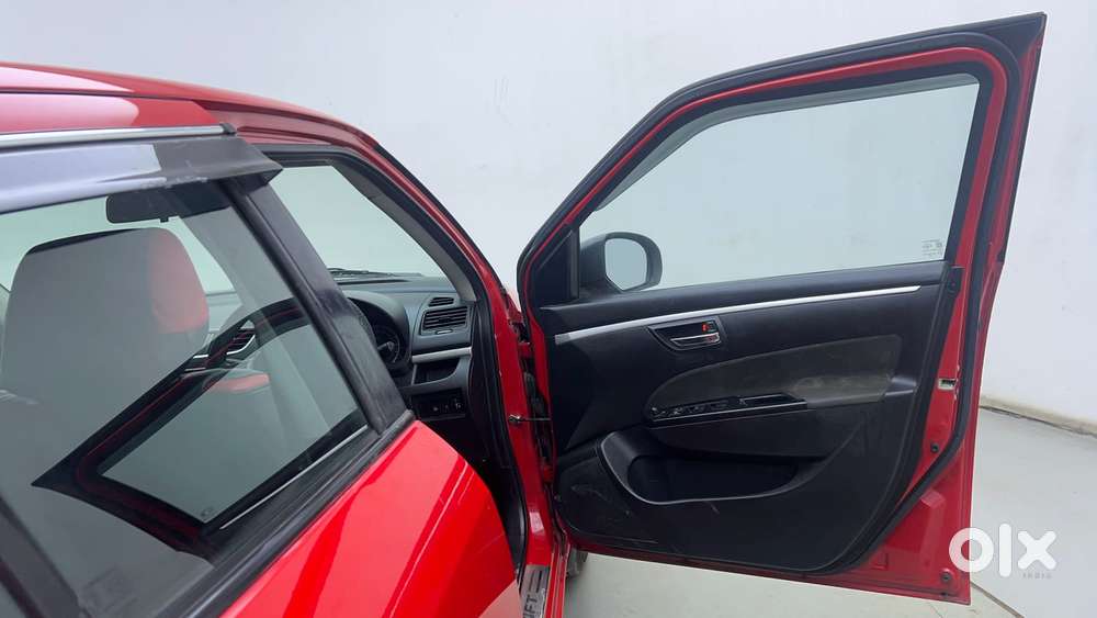 Maruti Suzuki Swift Vvt Vxi, 2016, Petrol