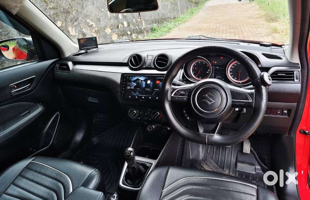 Maruti Suzuki Swift Vxi + Manual, 2021, Petrol