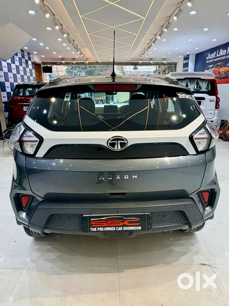 Tata Nexon 1.2 Revotron Xma Amt (s), 2023, Petrol