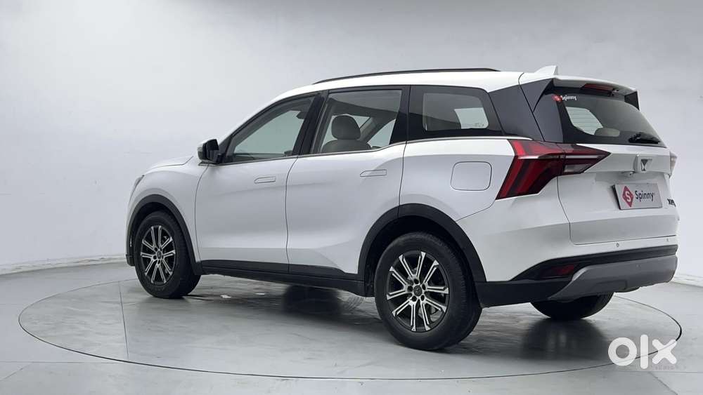 Mahindra Xuv700 2.0 Ax 7 Petrol At Str, 2022, Petrol