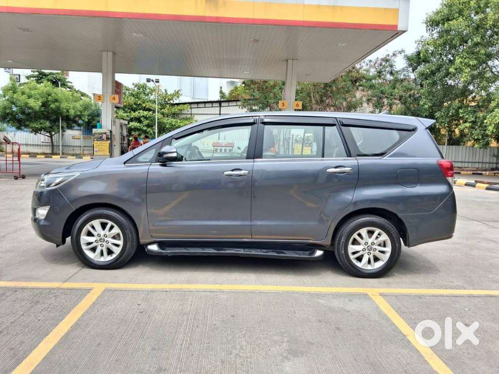 Toyota Innova Crysta 2.4 V 7 Str, 2016, Diesel