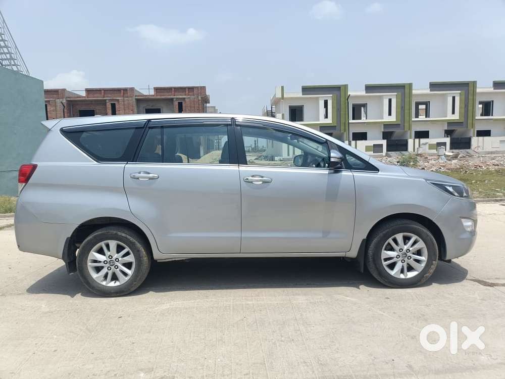 Toyota Innova Crysta 2.5z, 2017, Diesel