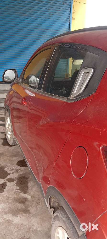 Mahindra Kuv 100 2016 Diesel Well Maintained
