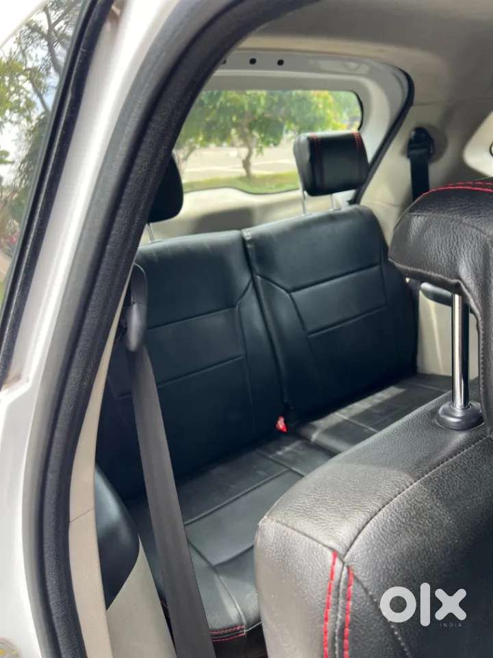 Renault Triber Rxt, 2019, Petrol