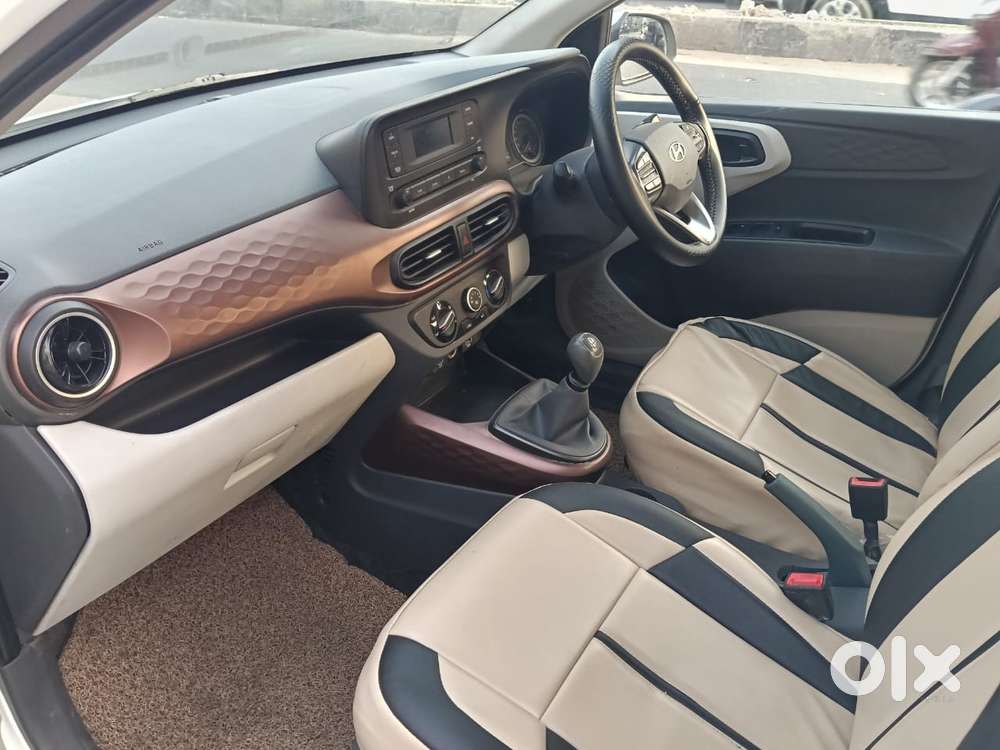 Hyundai Aura Sx Plus Manual, 2023, Cng & Hybrids