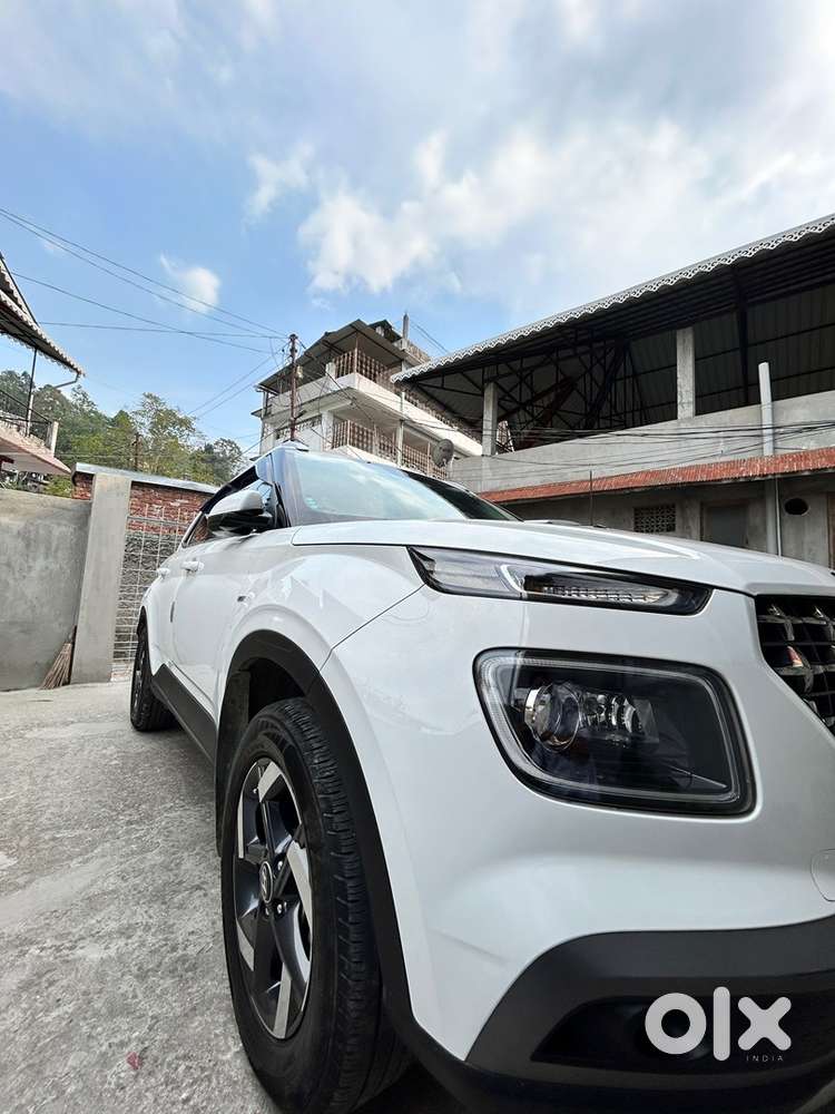 Hyundai Venue Sx 1.0 Turbo Imt | Sk Registered | Only 22,000 Km