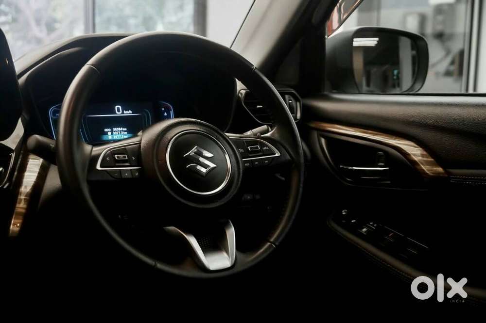Maruti Suzuki Grand Vitara 1.5 Alpha Plus Intelligent Hybrid Ecvt, 2..