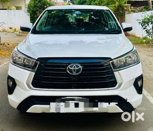 Toyota Innova Crysta 2.4 G Mt, 2022, Diesel