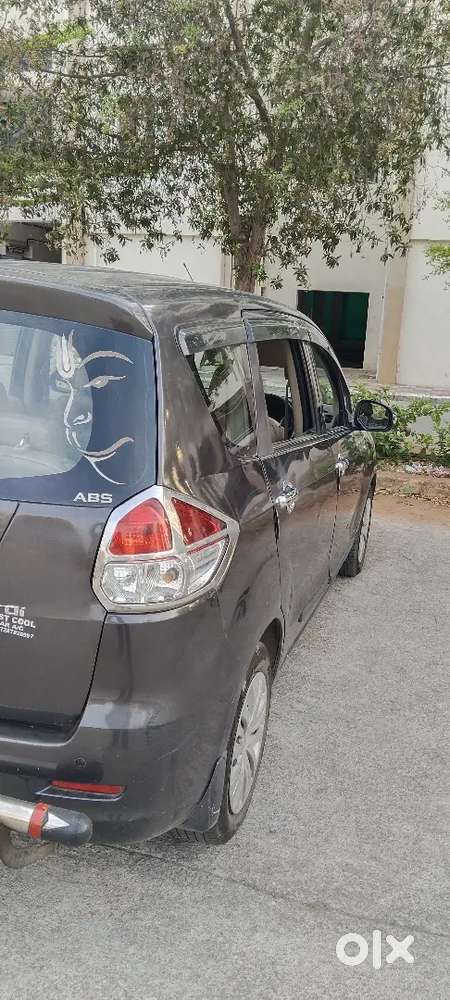 Maruti Suzuki Ertiga 2012