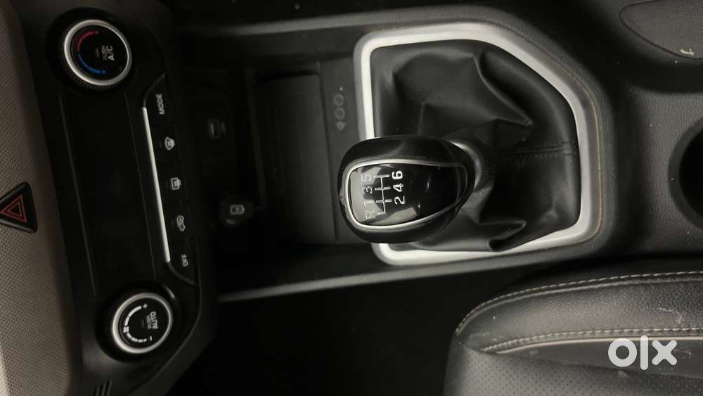 Hyundai Creta 1.6 Sx (o) Vtvt, 2019, Petrol