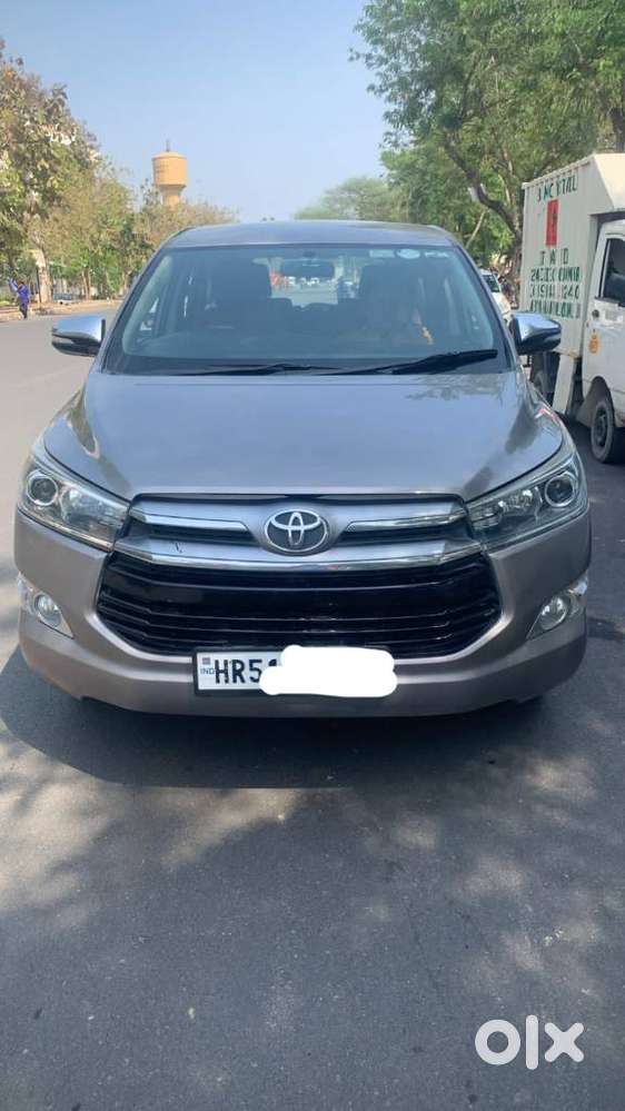 Toyota Innova Crysta 2.8z Automatic, 2016, Diesel