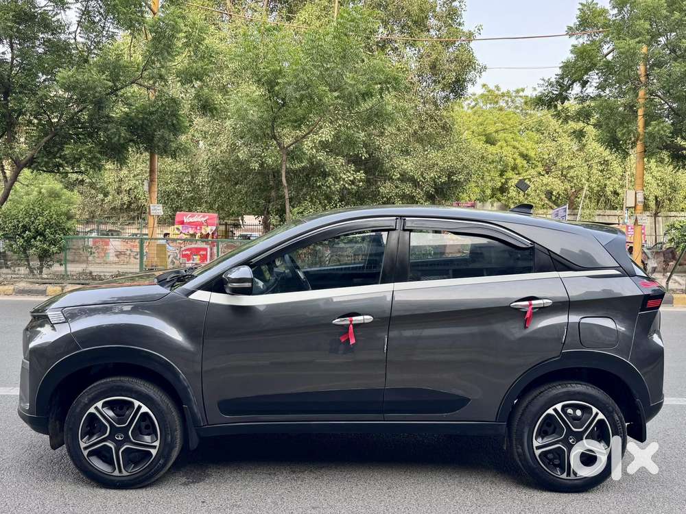 Tata Nexon Pure 1.2 Revotron Petrol 6 Mt, 2025, Petrol