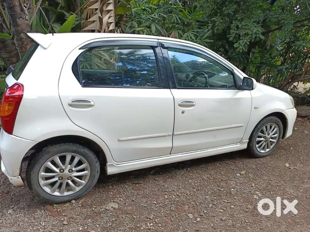 Toyota Etios Liva 2011