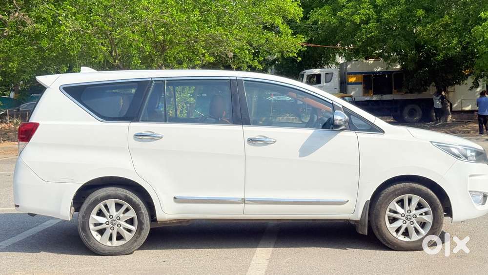 Toyota Innova Crysta 2.8 Gx At, 2018, Diesel