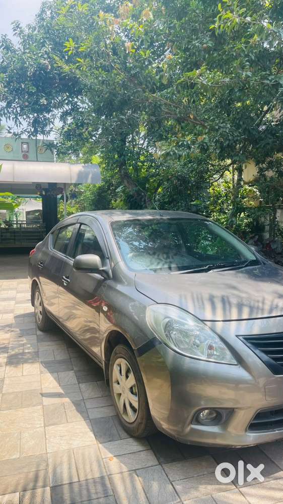 Nissan Sunny Petrol 2012