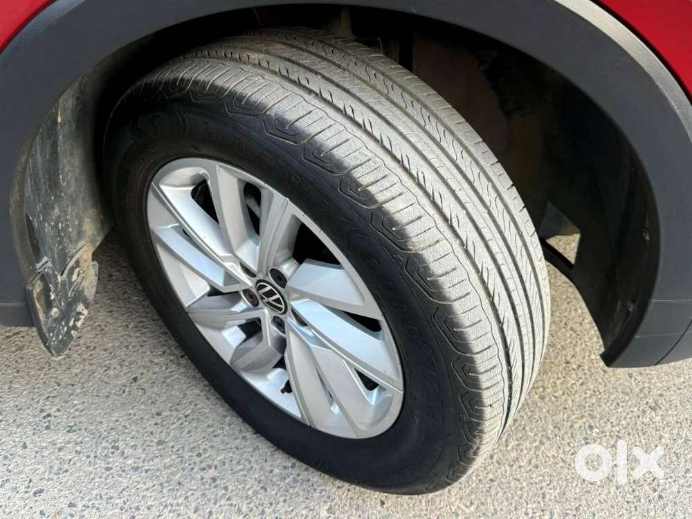 Volkswagen Taigun 1.0 Tsi Highline At, 2022, Petrol