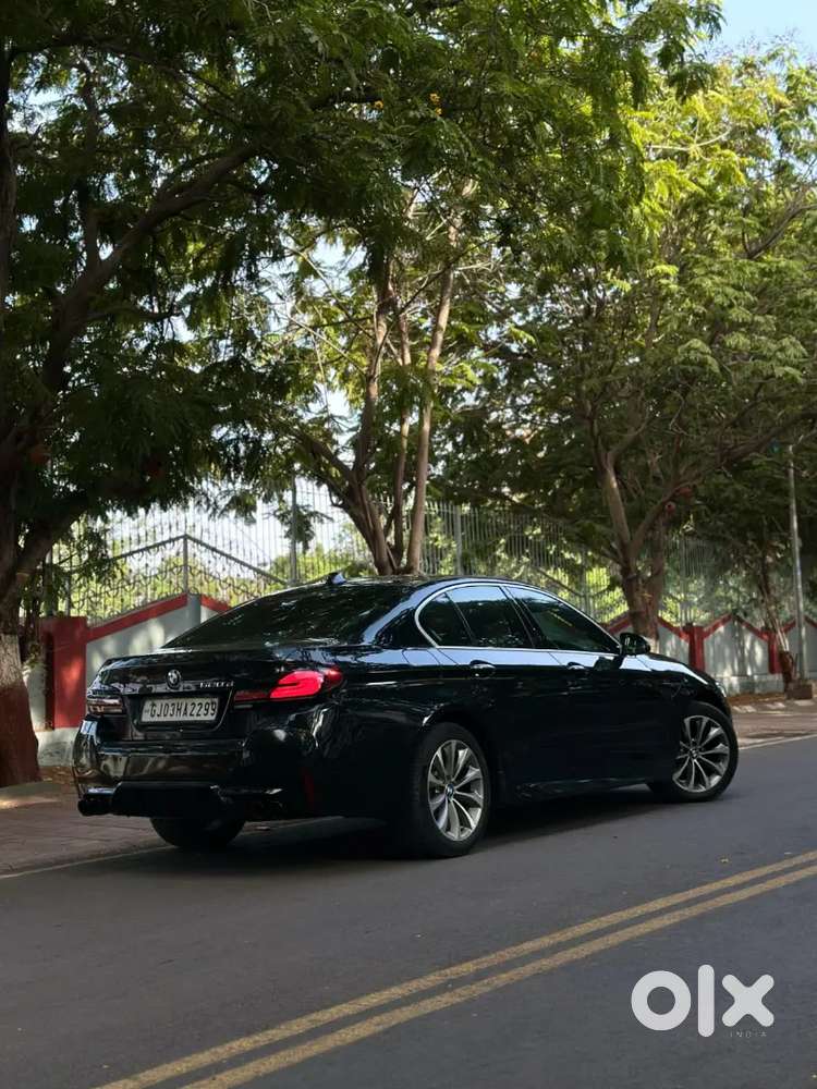 Bmw 520d Black Colour Convert New Shape Showroom Condition Car
