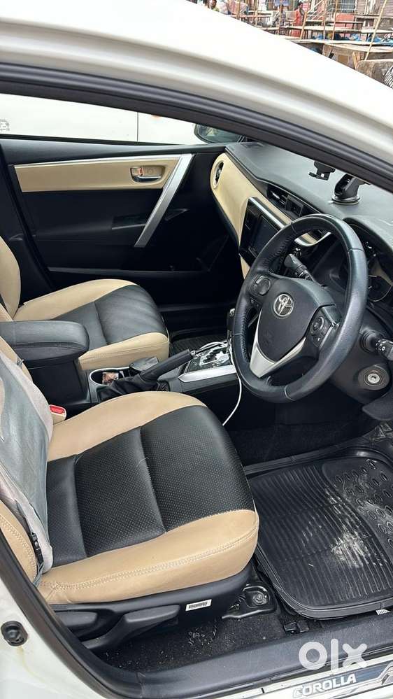 Corolla Altis
