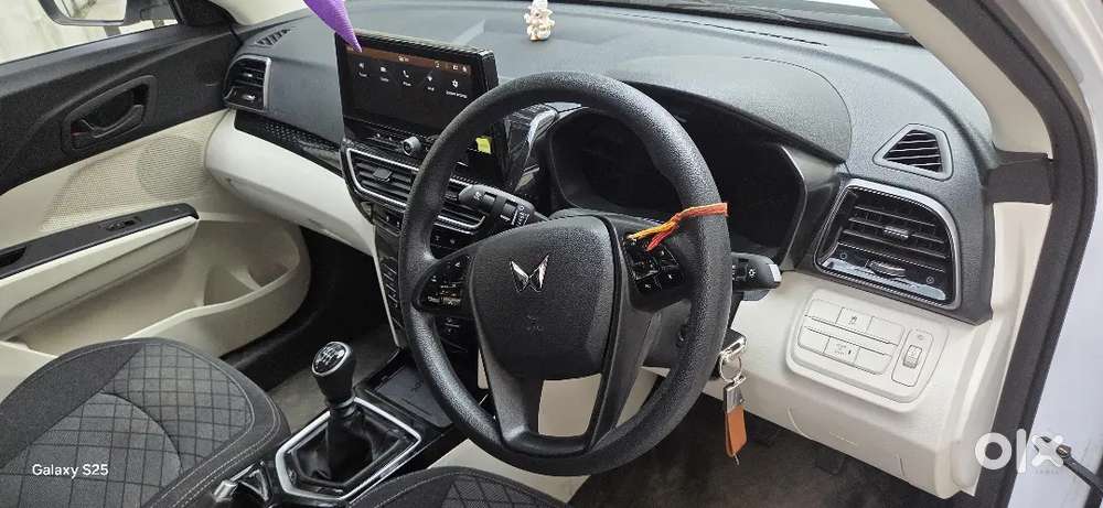 Mahindra Xuv 3xo Petrol 2025  Single Owner  Excellent Condition