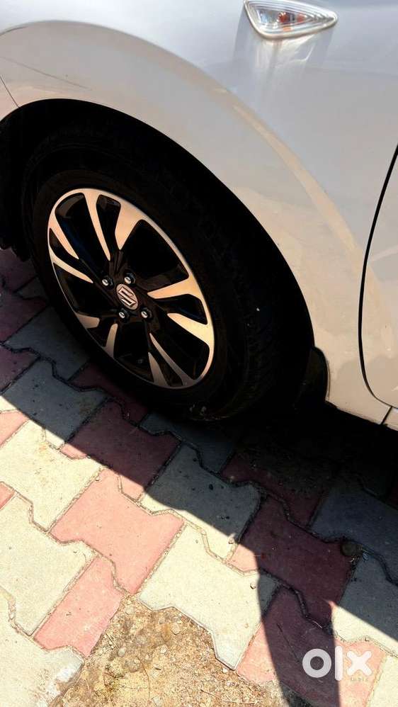 Hyundai Petrol Manual 2023