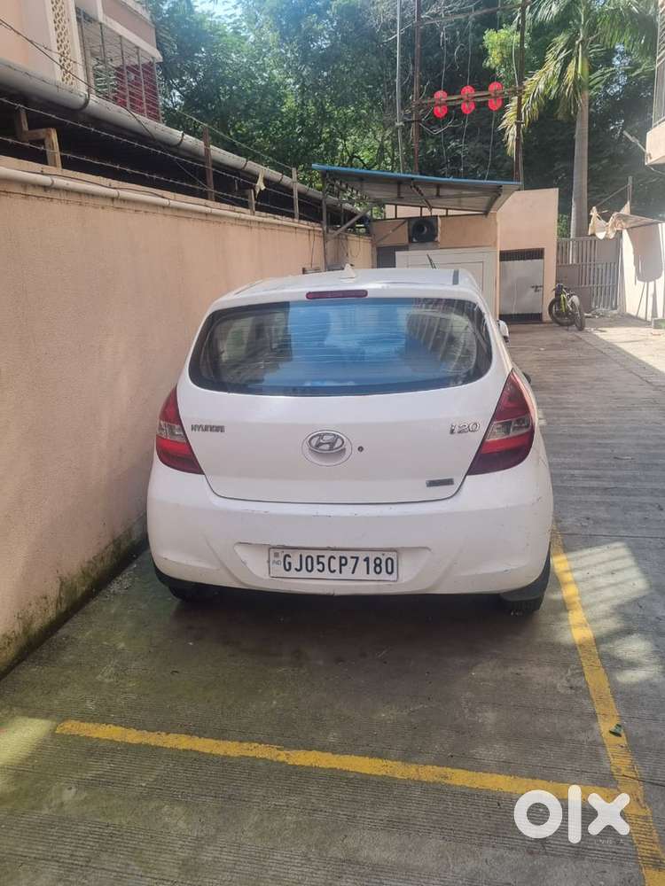 Hyundai I20 Petrol Manual 2010