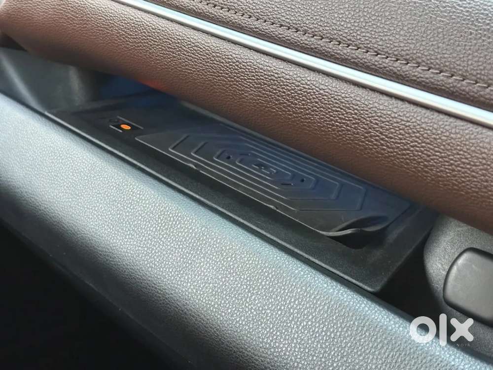Toyota Innova Hycross 2.0 Vx Hybrid 8 Str, 2023, Petrol