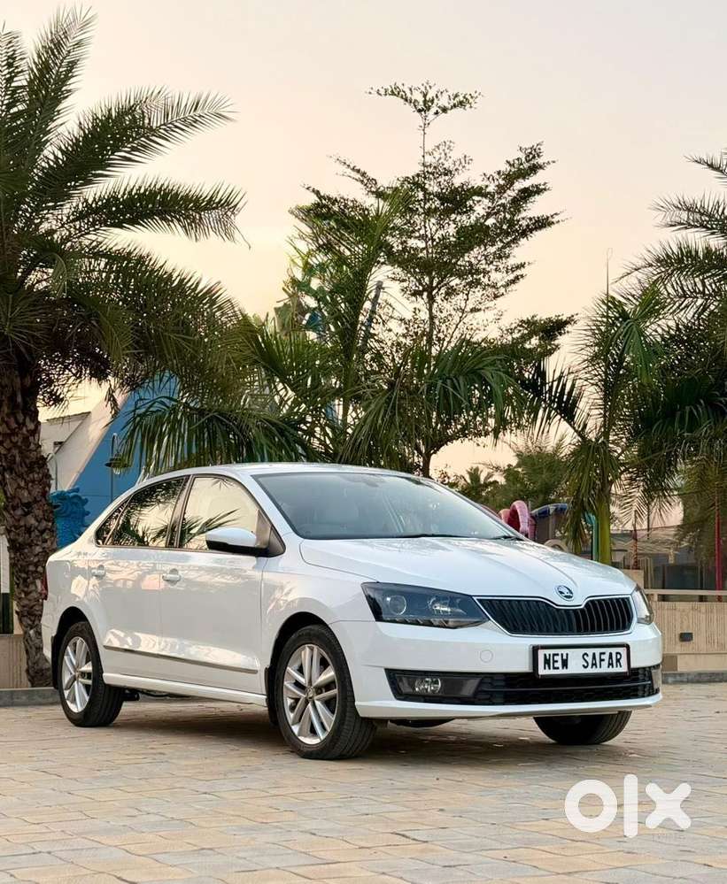 Skoda Rapid 1.0 Style At, 2021, Petrol