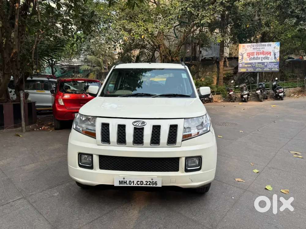 Mahindra Tuv 300 T8 Amt 2015