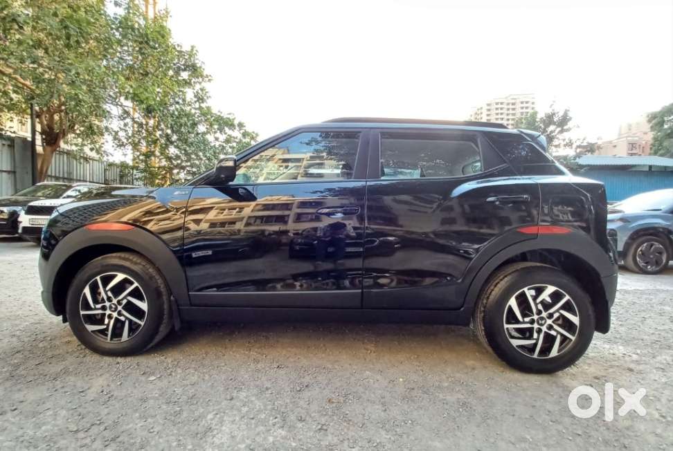 Mahindra Xuv 3xo Ax5l Pg Mt, 2024, Petrol