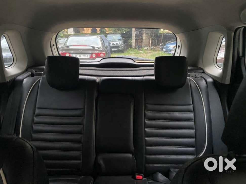 Maruti Suzuki Brezza 1.5 Zxi Smart Hybrid, 2022, Petrol