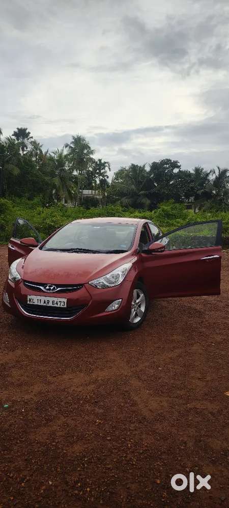 Hyundai Elantra 2013 Petrol Well Maintained