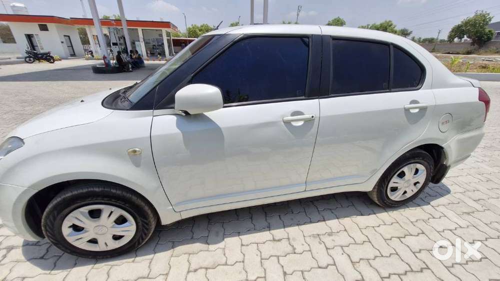 Maruti Suzuki Swift Dzire, 2010, Petrol