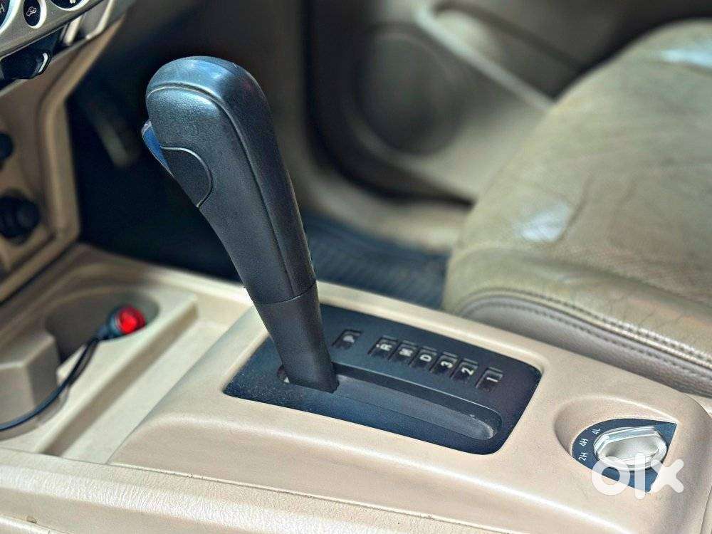 Ford Endeavour 3.2 Titanium At 4x4, 2010, Diesel