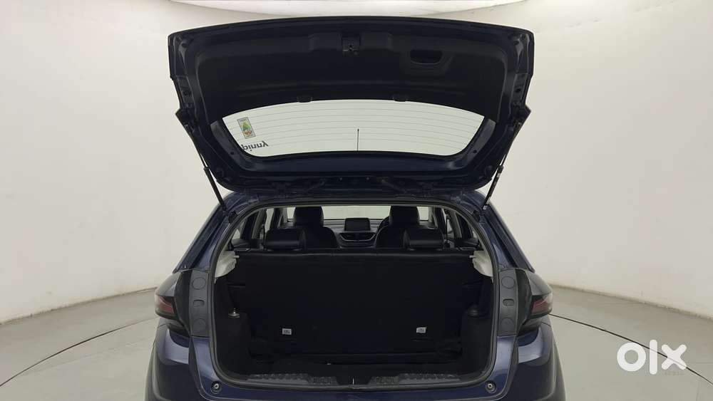 Tata Altroz 1.2 Xz Plus Petrol, 2023, Petrol