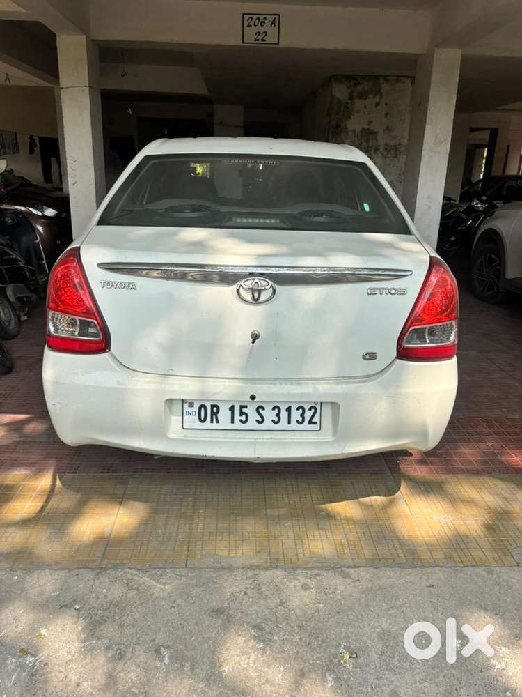 Toyota Etios 2012 Petrol Well Maintained