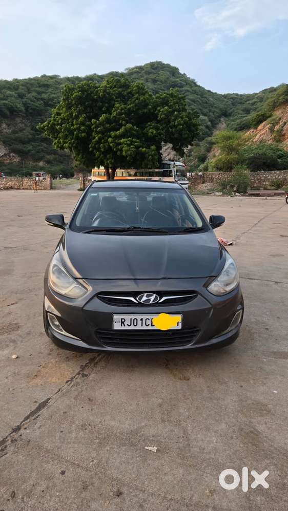 Hyundai Fluidic Verna 2013